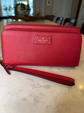 kate spade Red Pebbled Leather Zip-Around Wristlet